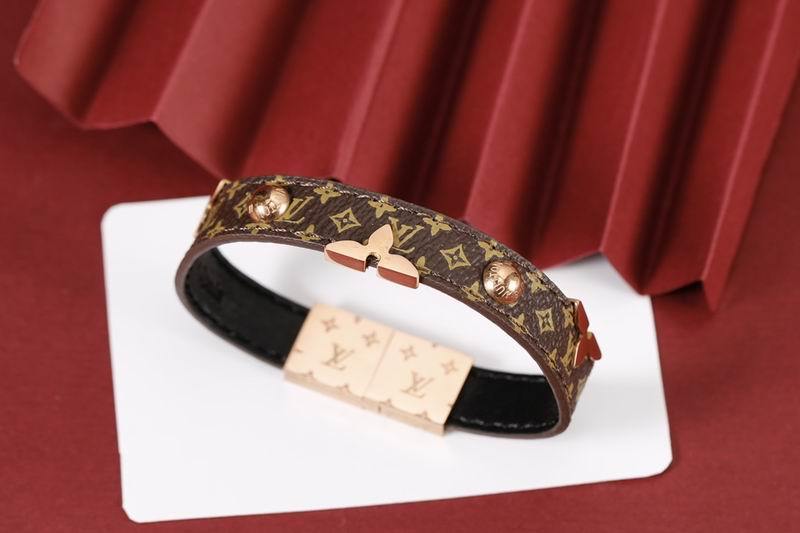 LV Bracelets 100